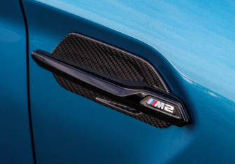 Подержанный автомобиль BMW M2 2021 года (27 фото)