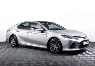 Подержанный автомобиль Toyota Camry Sedan 2022 года (3 фото)