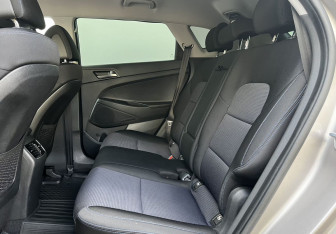 Подержанный автомобиль Hyundai Tucson 2016 года (11 фото)
