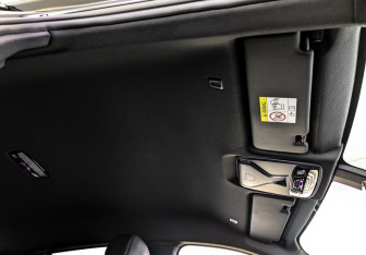 Подержанный автомобиль BMW X6 2021 года (23 фото)