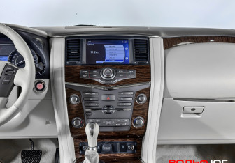 Подержанный автомобиль Nissan Patrol 2014 года (13 фото)