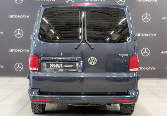 Подержанный автомобиль Volkswagen Caravelle 2020 года (6 фото)