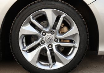 Подержанный автомобиль Honda Accord Sedan 2019 года (18 фото)