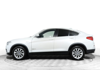 Подержанный автомобиль BMW X4 2014 года (8 фото)