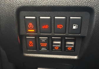 Подержанный автомобиль Nissan Murano Suv 2012 года (17 фото)