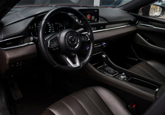 Подержанный автомобиль Mazda 6 Sedan 2019 года (11 фото)