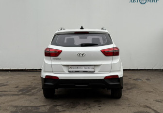 Подержанный автомобиль Hyundai Creta 2021 года (6 фото)