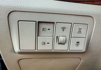 Подержанный автомобиль Hyundai Santa Fe 2011 года (15 фото)