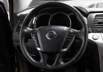 Подержанный автомобиль Nissan Murano Suv 2014 года (17 фото)