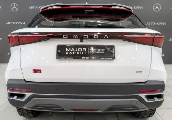 Подержанный автомобиль Omoda C5 2023 года (6 фото)