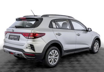 Подержанный автомобиль Kia Rio Hatchback 2021 года (5 фото)