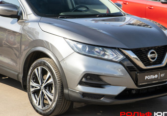 Подержанный автомобиль Nissan Qashqai 2021 года (16 фото)