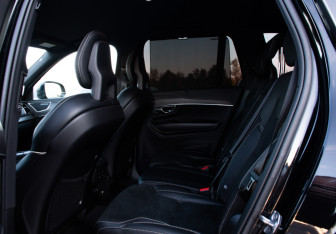 Подержанный автомобиль Volvo XC90 2019 года (13 фото)