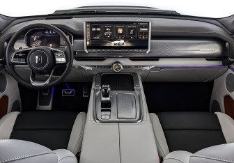 Новый Tank 700 2024 (10 фото)