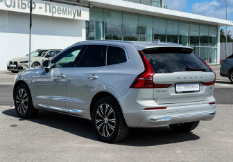 Подержанный автомобиль Volvo XC60 2021 года (7 фото)
