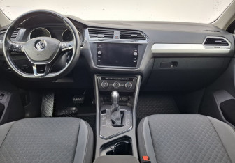 Подержанный автомобиль Volkswagen Tiguan 2017 года (12 фото)