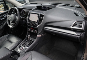 Подержанный автомобиль Subaru Forester Suv 2019 года (7 фото)