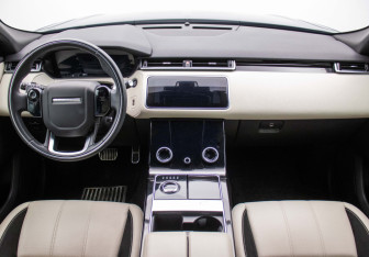 Подержанный автомобиль Land Rover Range Rover Velar 2019 года (13 фото)