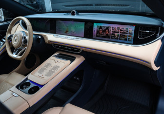 Подержанный автомобиль Voyah Free 2023 года (9 фото)