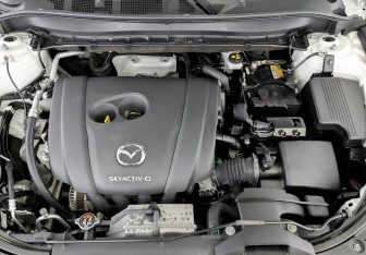 Подержанный автомобиль Mazda CX-5 2021 года (10 фото)