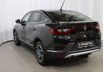 Подержанный автомобиль Renault Arkana 2019 года (6 фото)