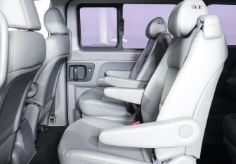 Подержанный автомобиль Hyundai Grand Starex 2018 года (16 фото)