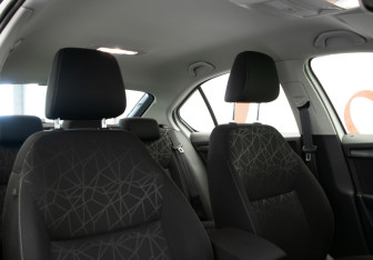 Подержанный автомобиль Skoda Octavia Liftback 2019 года (28 фото)