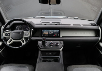 Подержанный автомобиль Land Rover Defender Suv 2020 года (11 фото)