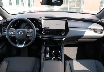 Новый Lexus RX 2025 (11 фото)