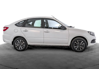 Подержанный автомобиль LADA (ВАЗ) Granta Liftback 2024 года (4 фото)