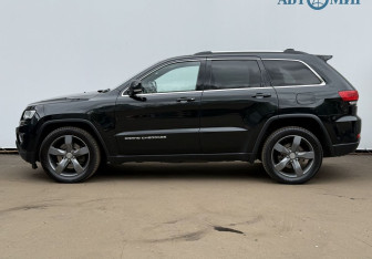 Подержанный автомобиль Jeep Grand Cherokee 2014 года (8 фото)
