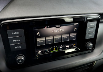 Подержанный автомобиль Skoda Rapid Liftback 2021 года (25 фото)