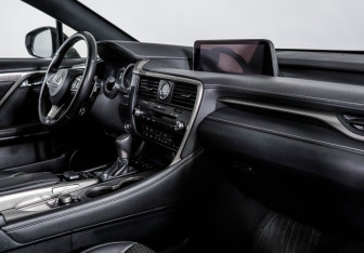 Подержанный автомобиль Lexus RX 2019 года (9 фото)