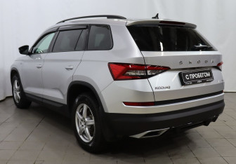 Подержанный автомобиль Skoda Kodiaq 2019 года (6 фото)