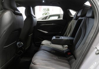 Новый Geely Preface 2026 (28 фото)