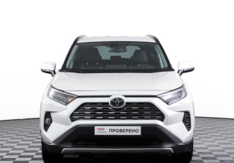 Подержанный автомобиль Toyota RAV4 2021 года (2 фото)