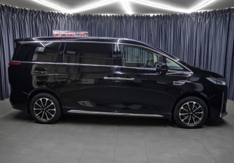 Подержанный автомобиль Wey 80 2024 года (4 фото)