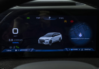 Подержанный автомобиль Jaecoo J8 2024 года (11 фото)