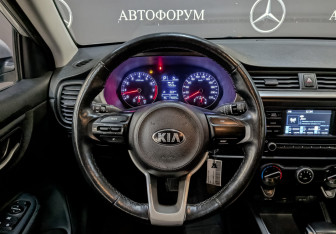 Подержанный автомобиль Kia Rio Hatchback 2021 года (22 фото)