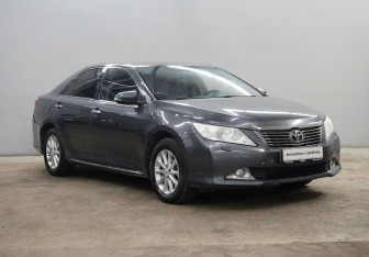 Подержанный автомобиль Toyota Camry Sedan 2012 года (3 фото)