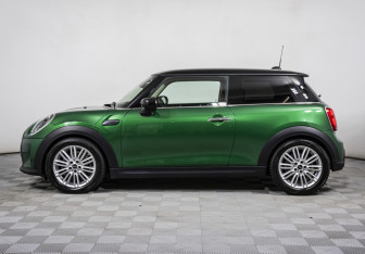 Подержанный автомобиль MINI Hatch 2021 года (8 фото)