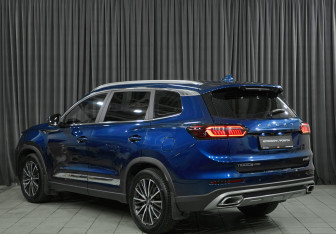 Подержанный автомобиль Chery Tiggo 8 Pro 2021 года (7 фото)