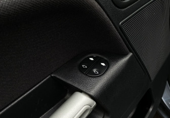 Подержанный автомобиль Ford Fusion 2008 года (16 фото)