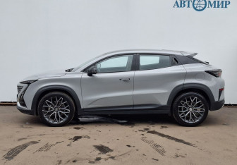 Подержанный автомобиль Changan UNI-T 2023 года (8 фото)