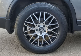 Подержанный автомобиль Nissan X-Trail 2018 года (11 фото)