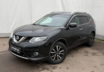 Подержанный автомобиль Nissan X-Trail 2015 года (1 фото)
