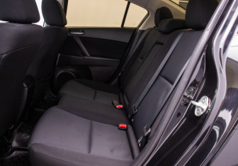 Подержанный автомобиль Mazda 3 Sedan 2011 года (11 фото)