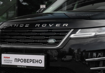 Подержанный автомобиль Land Rover Range Rover Evoque 2024 года (7 фото)