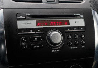 Подержанный автомобиль Suzuki SX4 Hatchback 2012 года (11 фото)