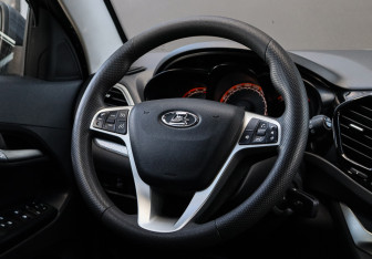 Подержанный автомобиль LADA (ВАЗ) Vesta Wagon 2019 года (11 фото)